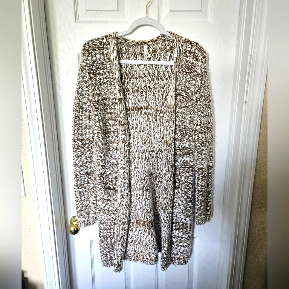 Teeberry & Weave Fuzzy Open Sweater, Size Large